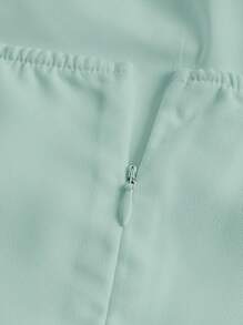 SHEIN MOD 素色垂領吊帶連體短褲 - 薄荷綠 - 查看 3