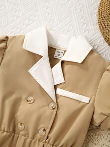 SHEIN Đầm bé gái Nút đôi Xếp li Nút phía trước Khối Màu Giải trí - Màu be - Xem 6