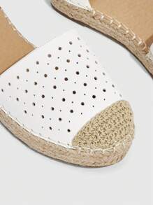 Styleloop 女士鏤空踝帶度假白色編織平底鞋 - 白色 - 查看 4