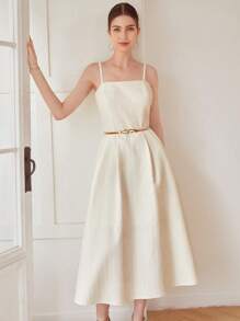 MOTF PREMIUM 紋理質感吊帶連衣裙不附腰帶