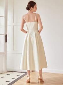 MOTF PREMIUM 紋理質感吊帶連衣裙不附腰帶