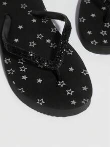 Grefit Star Printed Flat Home Beach Flip Flops (Random Solid/Hollow Star Pattern, Slight Paint Smear On Printed Pattern Is Normal) Back To School Shoes College Student Shoes Spring Shoes Spring Break Easter For Casual Beach Style For Christmas Beach Outfit - Black - View 5