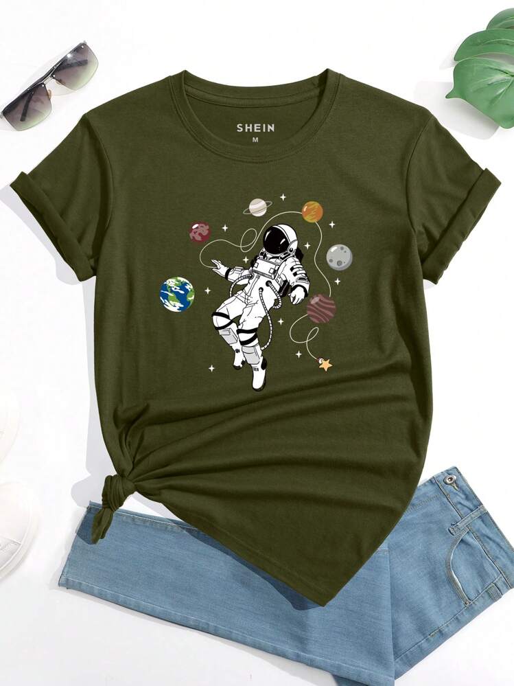 SHEIN EZwear Camiseta con estampado de astronauta y planeta - Verde militar - Ver 1