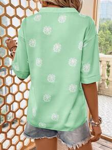 EMERY ROSE Dandelion Print Notched Neckline Blouse - Mint Green - View 2