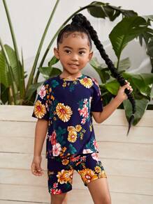 SHEIN 小女童印花T恤和短褲 - 彩色 - 查看 6