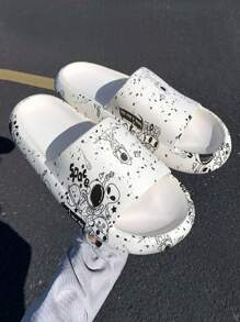 Men Astronaut & Planet Print Slides, EVA Fashion Slides - White - View 1