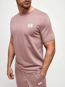 GENTILAND Men Letter Patched Tee & Joggers - Dusty Pink - View 3