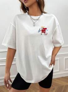 SHEIN EZwear Camiseta de manga corta de hombros caídos con estampado de oso graffiti y letras en inglés, casual y oversize, adecuada para el verano, unisex - Blanco - Ver 2