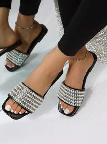 女士时尚跨境大码珍珠设计平底沙滩拖鞋，2024新款夏季百搭休闲平底凉鞋，防滑露趾沙滩度假休闲散步拖鞋 - 黑色 - 查看 1