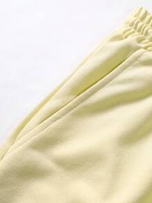 Manfinity Hypemode Men Letter Graphic Drawstring Waist Shorts - Yellow - View 6