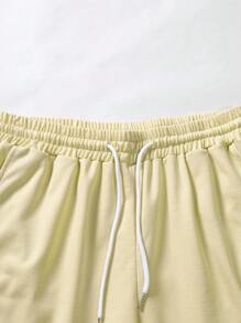 Manfinity Hypemode Men Letter Graphic Drawstring Waist Shorts - Yellow - View 7