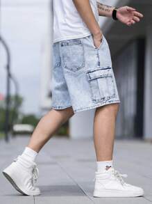 Manfinity EMRG Men's Loose Fit Denim Shorts With Flap Pockets, Side Drawstring Waist - Light Wash - View 7