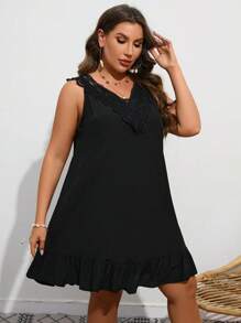 SHEIN VCAY Plus Contrast Guipure Lace Ruffle Hem Cover Up Dress - Black - View 5