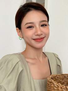 DAZY Bông tai vòng bít tối giản - màu xanh lá - Xem 2