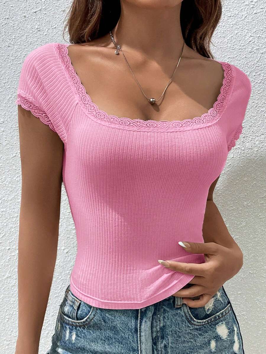 SHEIN EZwear Camiseta ribete con encaje de cuello cuadrado - Rosa - Ver 1