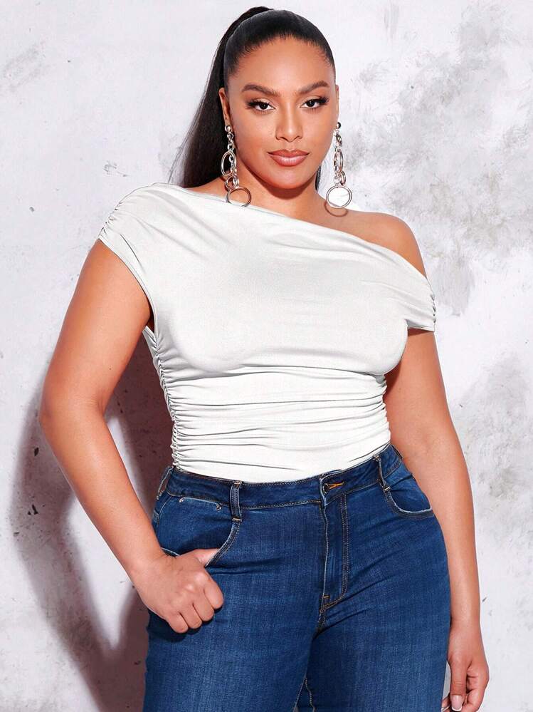 SHEIN BAE Plus Asymmetrical Neck Ruched Side Solid Tee - White - View 1
