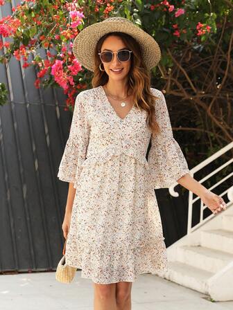 碎花荷葉袖荷葉邊洋裝