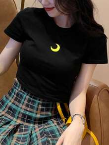 Moon Embroidery Crop Tee - Black - View 3