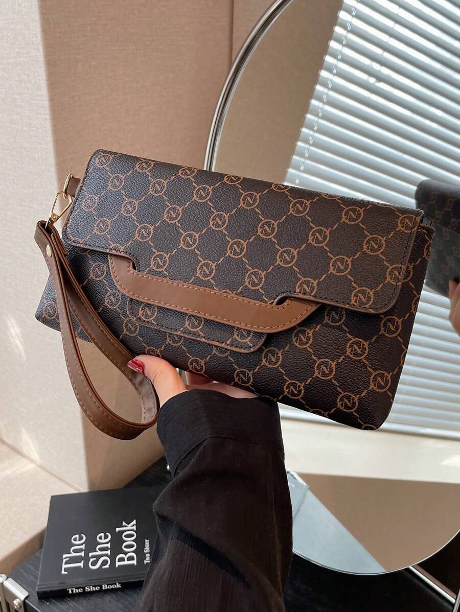 Túi phong bì có nắp hình học với vòng đeo tay - Cà phê nâu - Xem 1