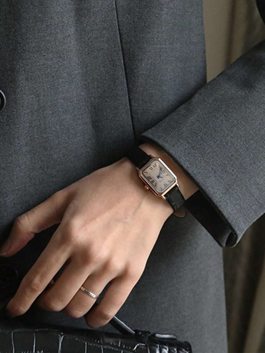 GoGoEy 1 Đồng hồ đeo tay nữ mặt chữ nhật số La Mã tối giản dây đeo bằng tre thời trang, thích hợp đeo hàng ngày, sinh nhật, quà kỷ niệm, khuyến mãi cuối năm, ngày độc thân, khuyến mãi Halloween và các quà tặng ngày lễ khác - màu đen - Xem 1