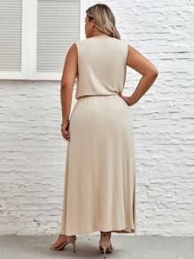 SHEIN LUNE Plus Solid Split Thigh Dress