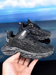 男孩魔術貼系帶設計字母圖案織物跑步鞋適合夏天