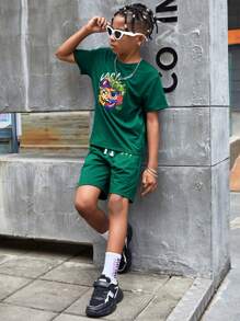 SHEIN Leap Crew 10-14歲男孩字母&卡通圖案T恤&短褲