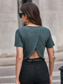 SHEIN Frenchy 素色木耳邊短款T恤 - 墨綠色 - 查看 2