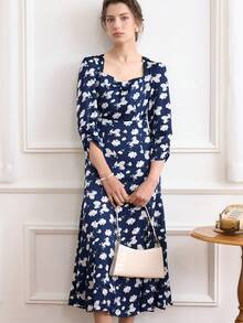 Simple Retro 滿版印花雞心領口洋裝 - 藏蓝色 - 查看 3