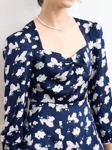 Simple Retro 滿版印花雞心領口洋裝 - 藏蓝色 - 查看 7