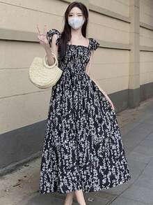 Vestido con plantas de cuello cuadrado ribete con fruncido - Negro - Ver 3