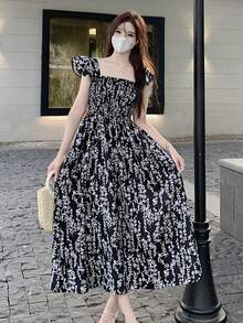 Vestido con plantas de cuello cuadrado ribete con fruncido - Negro - Ver 4