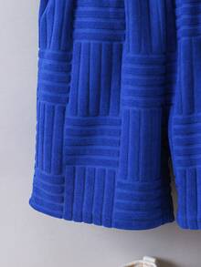 SHEIN 小男童字母補丁細節短褲 - 藍色 - 查看 3