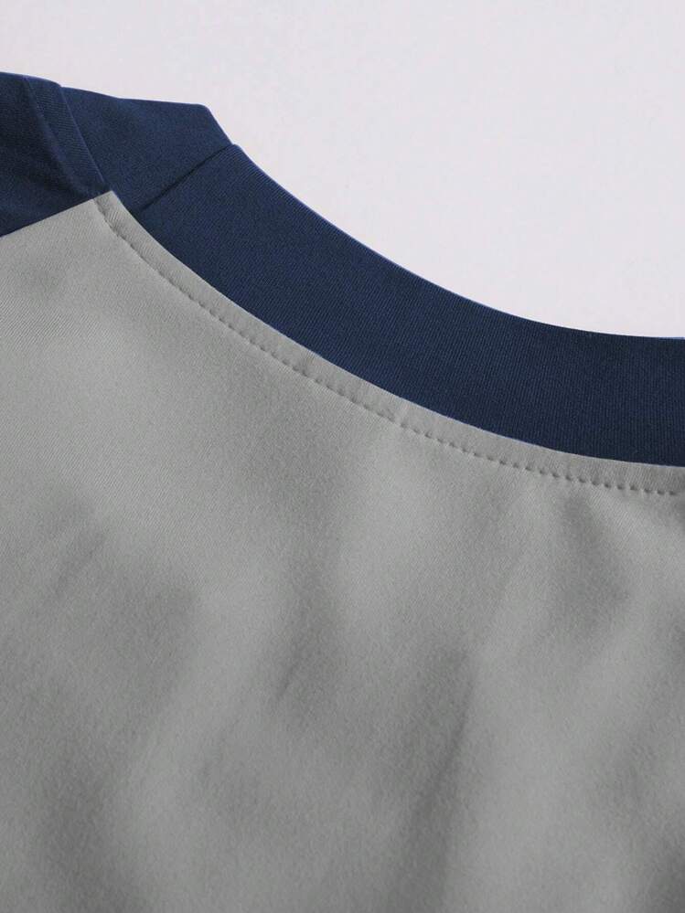 Manfinity Homme 男性 カラーブロック ラグランスリーブ パッチ詳細 Tシャツ - グレー - 見る 4
