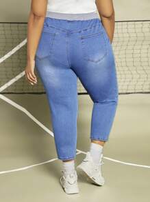 SHEIN CURVE+ 大碼高腰緊身牛仔褲 - 中等水洗藍 - 查看 1