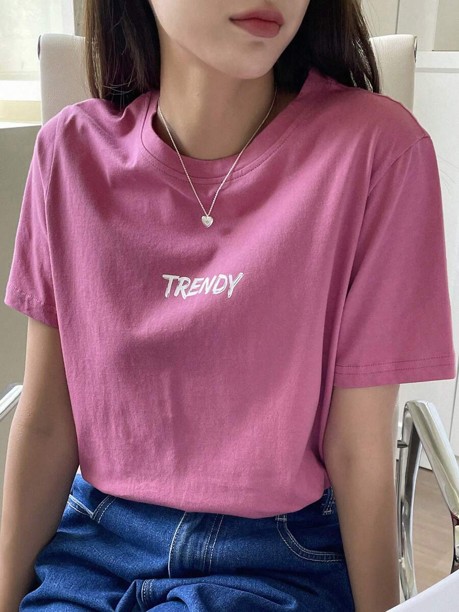 DAZY Camiseta Con Estampado De Letras - Rosa Fucsia - Ver 1