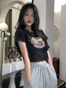 Letter Graphic Washed Crop Tee - Black - View 4