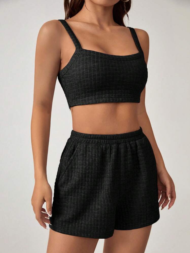 SHEIN EZwear unicolor Top de tirantes crop & Shorts - Negro - Añade 4