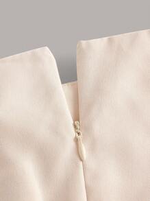 SHEIN EZwear 側翻蓋口袋腰上打結超長工裝裙 - 米色 - 查看 4