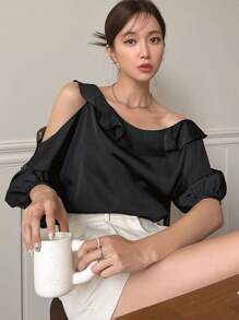 Asymmetrical Neck Ruffle Trim Blouse Without Necklace - Black - View 8