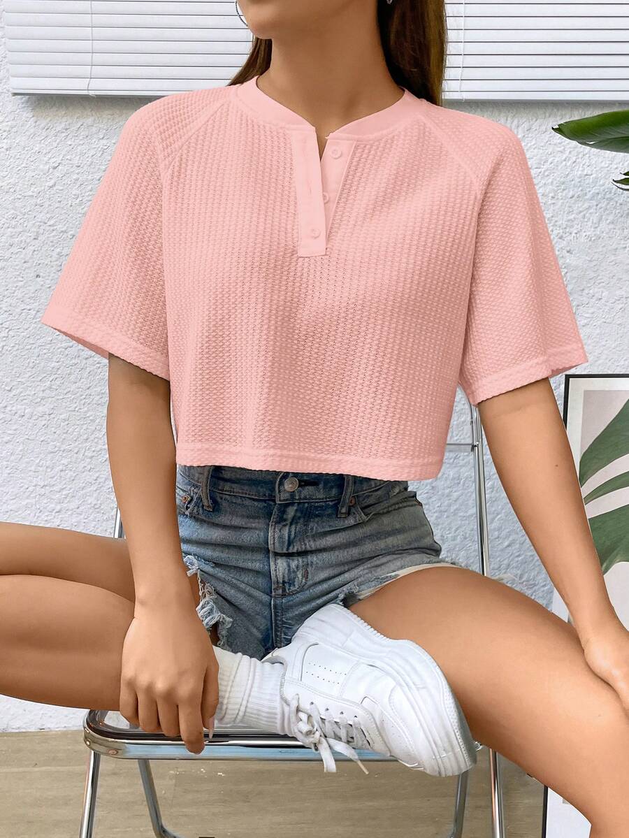 SHEIN EZwear 缺口領插肩袖短款T恤 - 淺粉色 - 查看 1