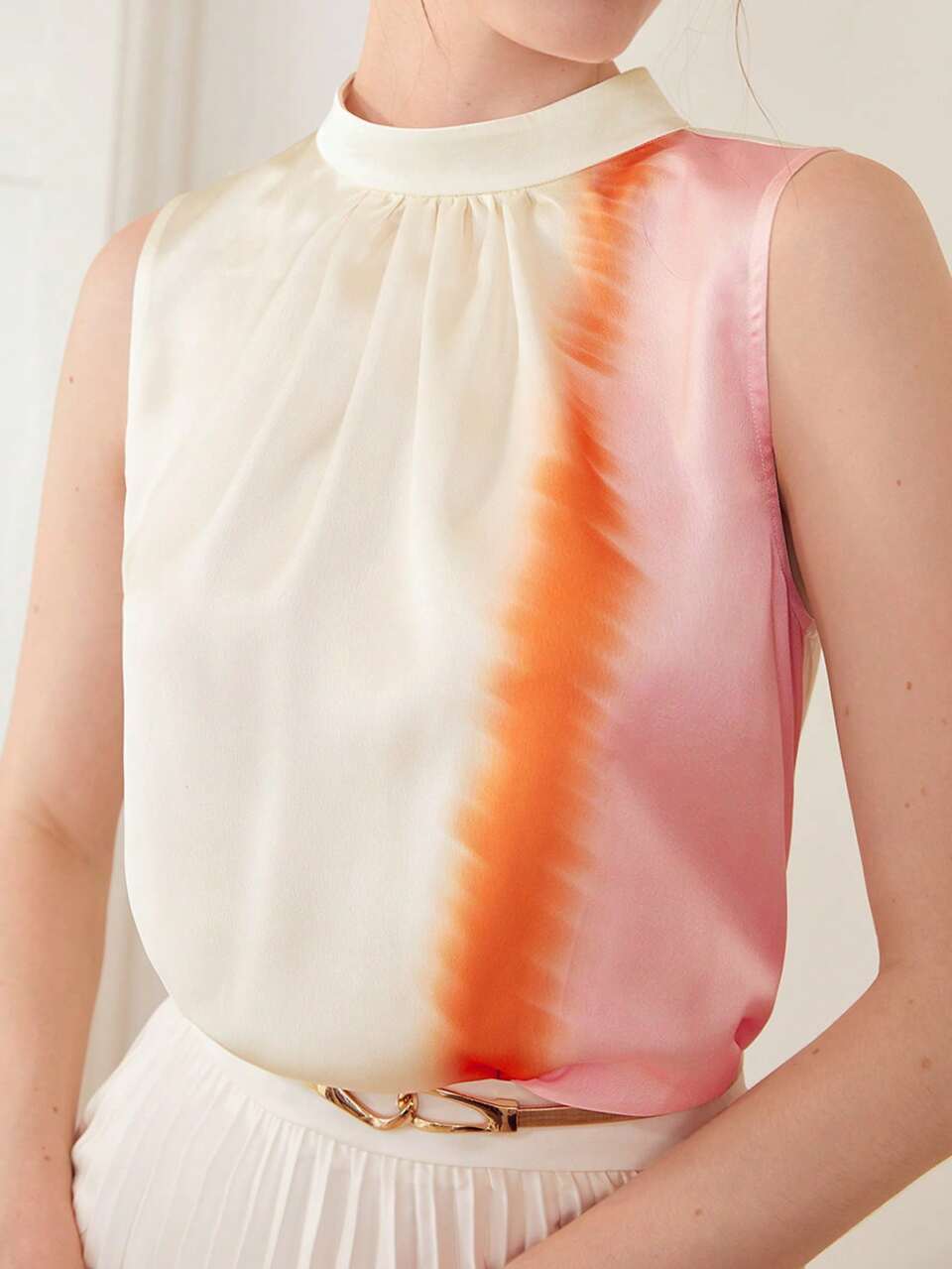 MOTF SLEEVELESS TIE-DYE BLOUSE