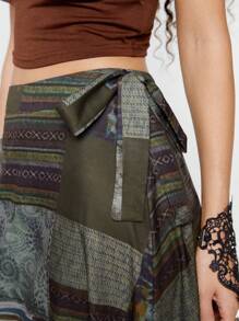 ROMWE Avant Patchwork Print Bow Decor Skirt - Dark Green - View 2