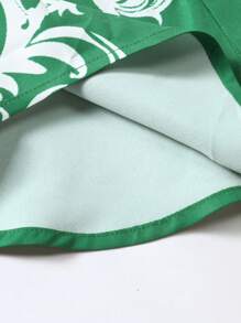 Manfinity LEGND Men Baroque Print Button Up Shirt - Green - View 3