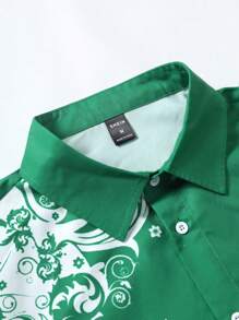 Manfinity LEGND Men Baroque Print Button Up Shirt - Green - View 4