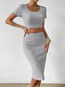 SHEIN Privé 條紋印花短款T恤和鉛筆裙 - 黑與白 - 查看 1