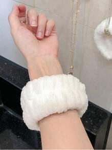 2 件洗面吸水腕带、护肤、房间装饰、家居装饰、卧室装饰、浴室、圣诞礼物、浴室装饰、旅行、旅行用品、婚礼、圣诞派对、妈妈礼物、家居、房间、家居装饰、圣诞礼物、送给妈妈的礼物、生日、粉色房间装饰、客厅装饰、卧室、男士礼物、爸爸礼物、蘑菇、新年、妈妈、配饰、送给爸爸的礼物、朋友、有趣的礼物 - 白色 - 查看 4