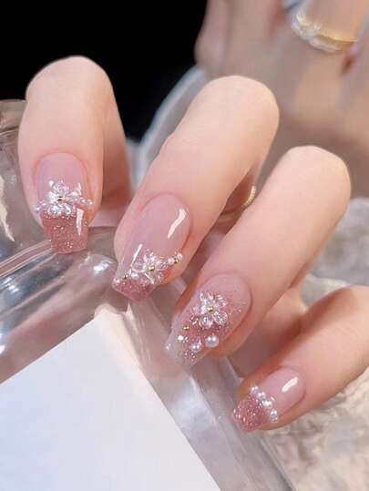 24 個のロング棺フェイクパール装飾フルカバーフェイクネイルセットで見た目をアップグレード