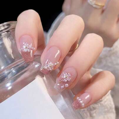 使用24入組長棺材形態人造珍珠裝飾全覆蓋假指甲套裝提升你的造型，壓克力指甲套裝 - 指甲用品