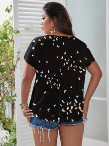 SHEIN LUNE Plus Butterfly Print Keyhole Neckline Batwing Sleeve Blouse - Black - View 2